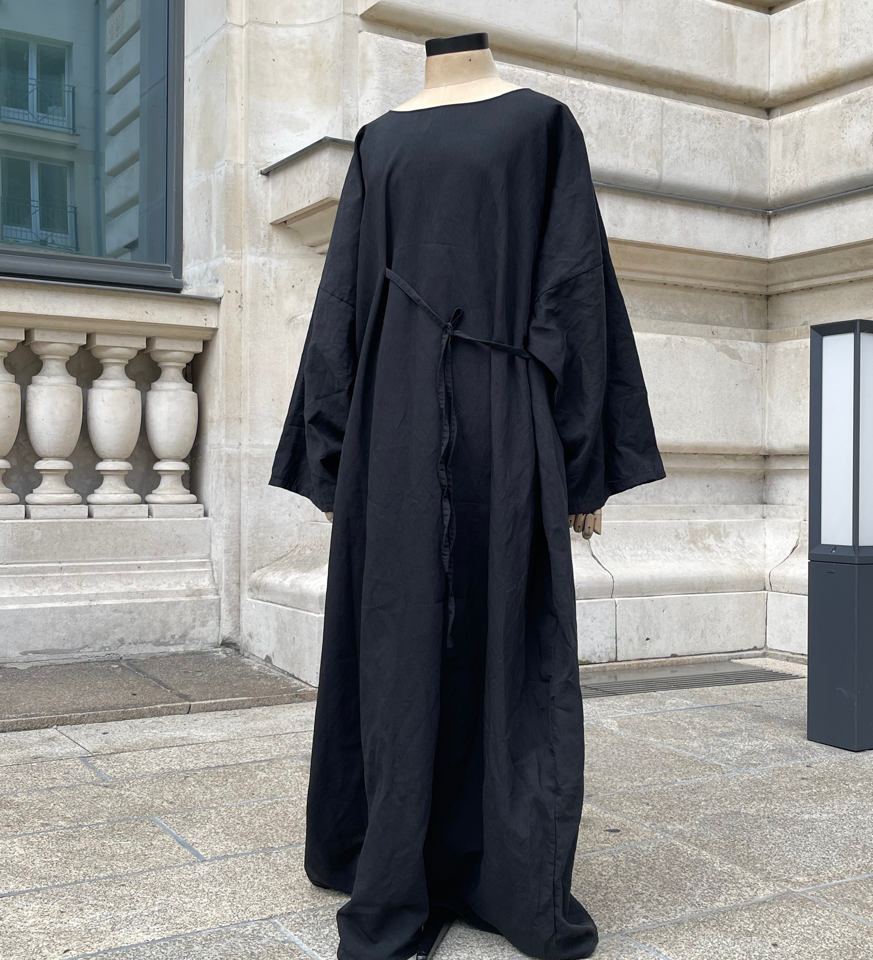 Abaya-buraydah-viscose-noir-mbashop